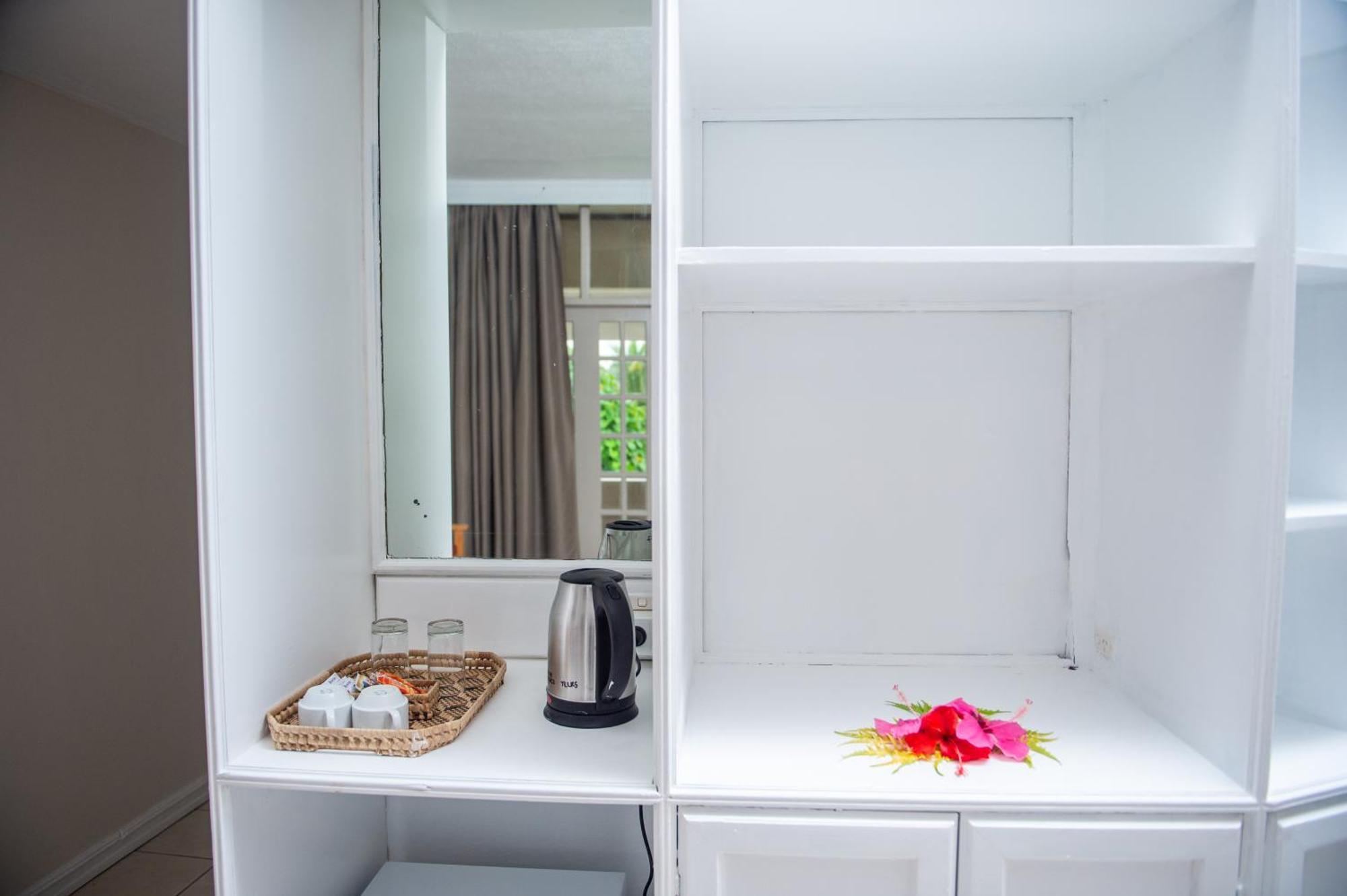Hotel Yatu Lau Lagoon Fiji 4*